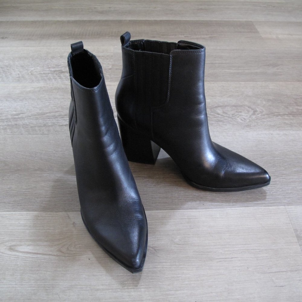 MARC FISHER Oshay Pointed Toe Boots
